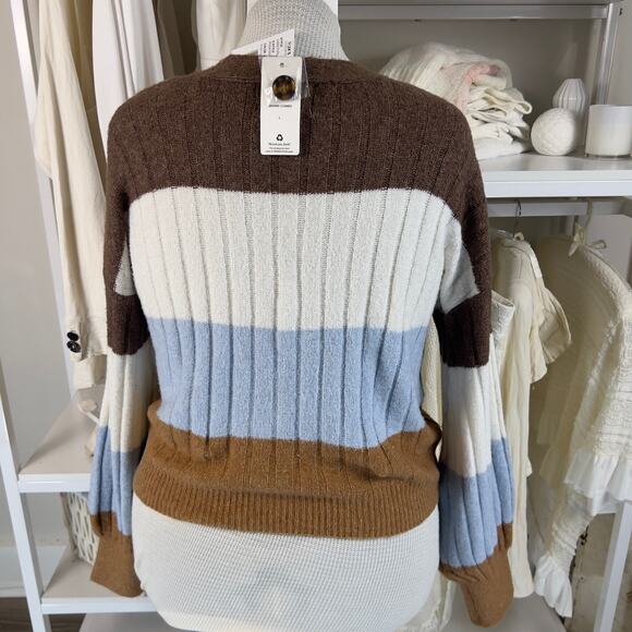 Pink Rose Women's Size L Striped Long Sleeve Crop Sweater- fall, casual  #3009 - Picture 4 of 8